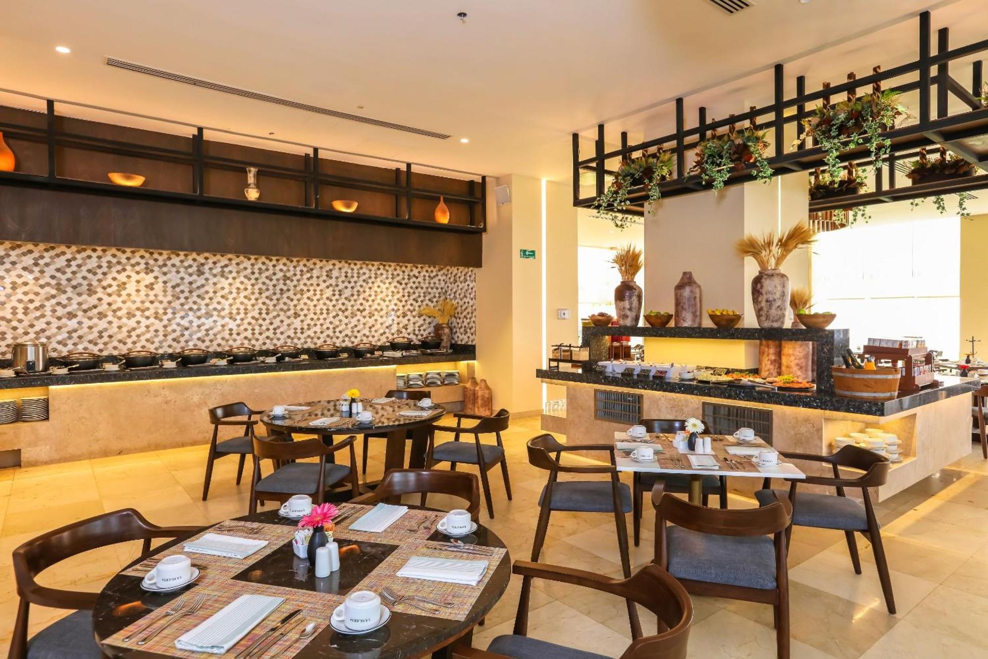 Camino Real Βερακρούζ Εξωτερικό φωτογραφία The restaurant at the hotel